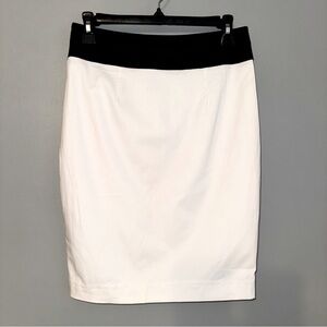 NWT Bebe White Pencil Skirt Size 6